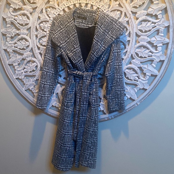 NWOT sugar rain Trench - Picture 1 of 7